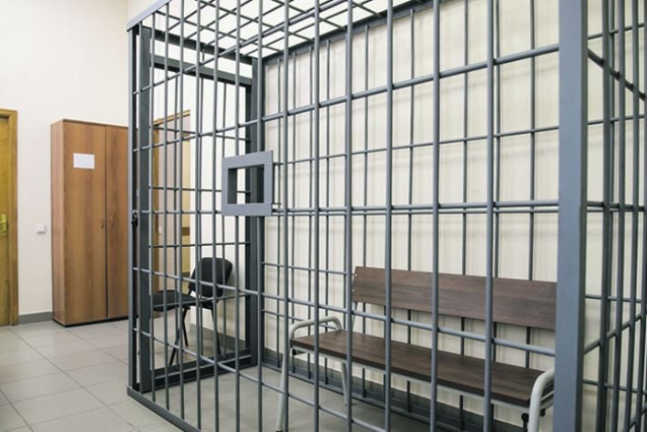 Не донесла - в тюрьму. В Мелитополе рашисты судили молодую женщину за знакомство с "террористами"