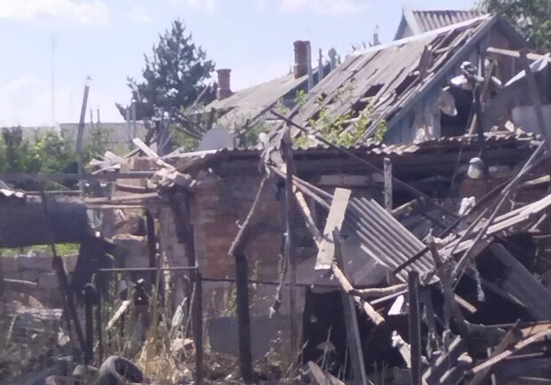У Запорізькій області внаслідок обстрілів РФ загинув чоловік, четверо людей постраждали. 