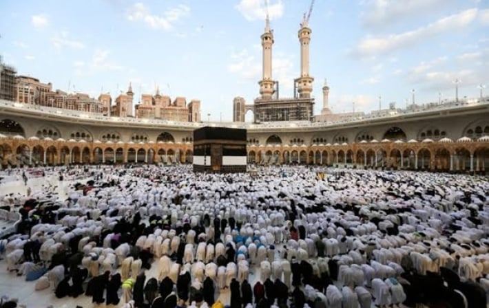Число погибших во время хаджа в Мекку превысило 1,3 тыс. человек