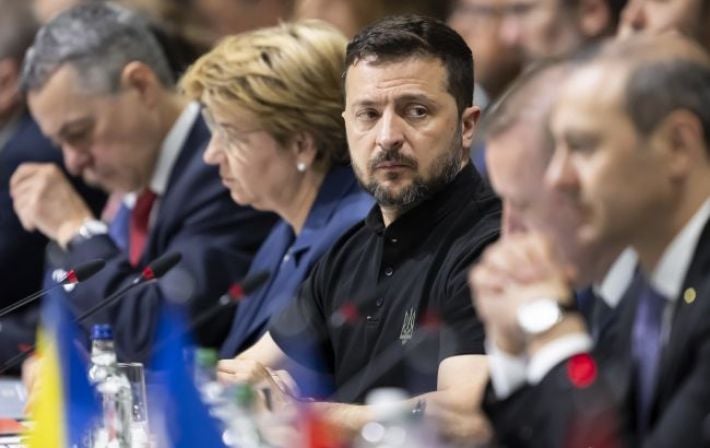 Зеленский заявил, что F-16 поступят в Украину в ближайшее время