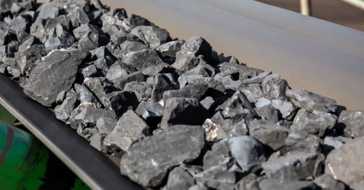 Нам нужно, нам Европа не даёт: оккупанты в Мелитополе анонсировали кражу ценного минерала