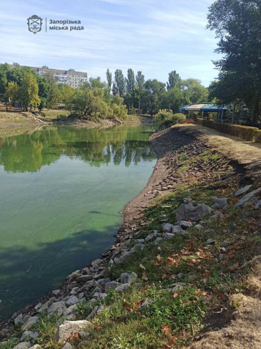 В мерії Запоріжжя пояснили ситуацію з обмілінням водойм в "Дубовому гаю".