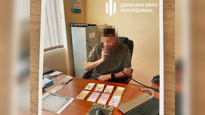 Экс-военком Запорожской области использовал военных для строительства собственного дома
