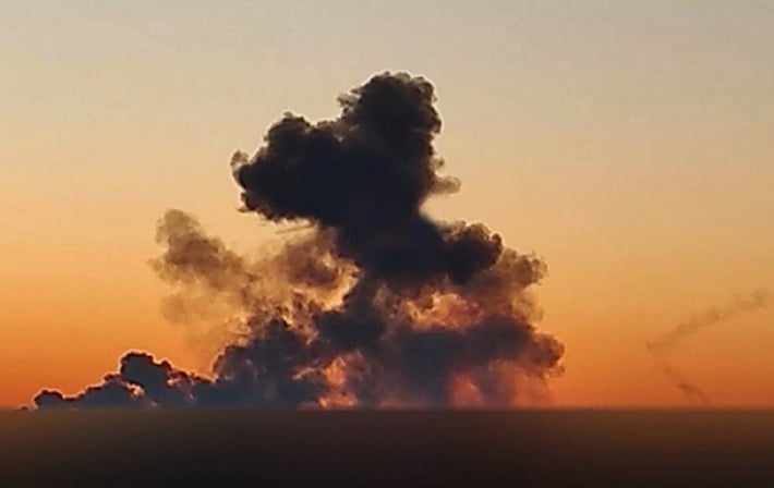 В Мариуполе подожгли базу россиян - мэрия