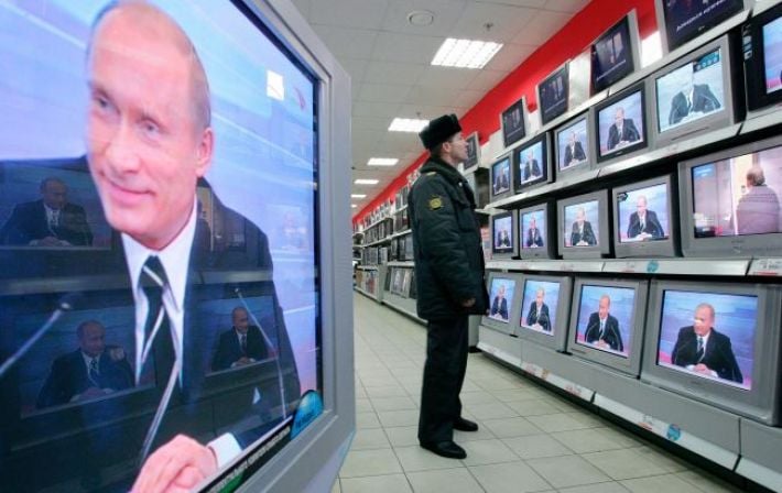 Крымский мираж: Россия заманивала крымчан зарплатами и парадами, - генерал