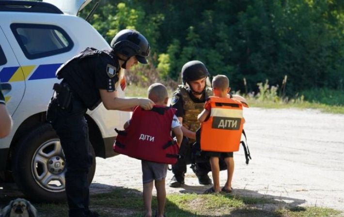 На Днепропетровщине принудительно эвакуируют семь сел на фоне наступления РФ