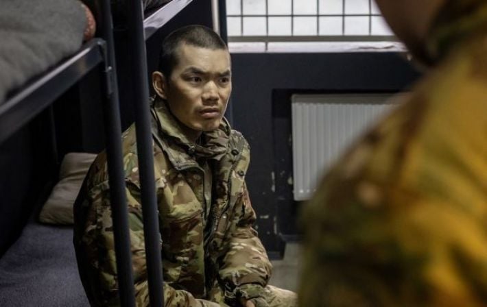 "Не хотели на фронт". Пленные китайцы рассказали, как их использовала Россия