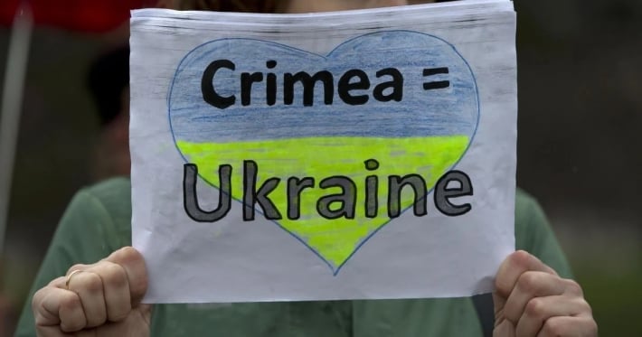 В Италии школьников обучают по учебникам с российским Крымом