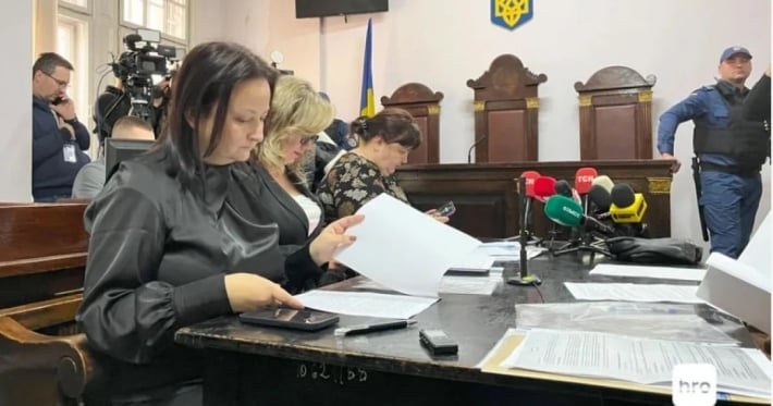 Убийство Фарион: дочь языковеда заявила о попытке затянуть суд