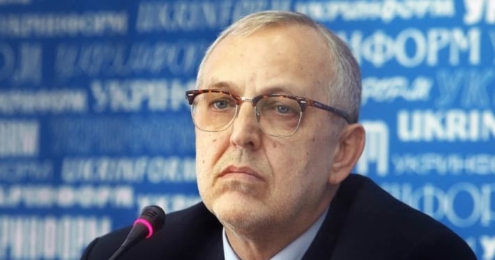 Зеленский назвал версию, почему напали на журналиста Макарова