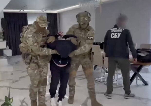 СБУ вперше викрила агентів угорської розвідки в Україні: шпигували за обороною та настроями місцевих 