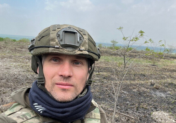 Журналіст Юрій Бутусов мобілізувався до харківської бригади "Хартія". Фото: facebook/butusov.yuriy