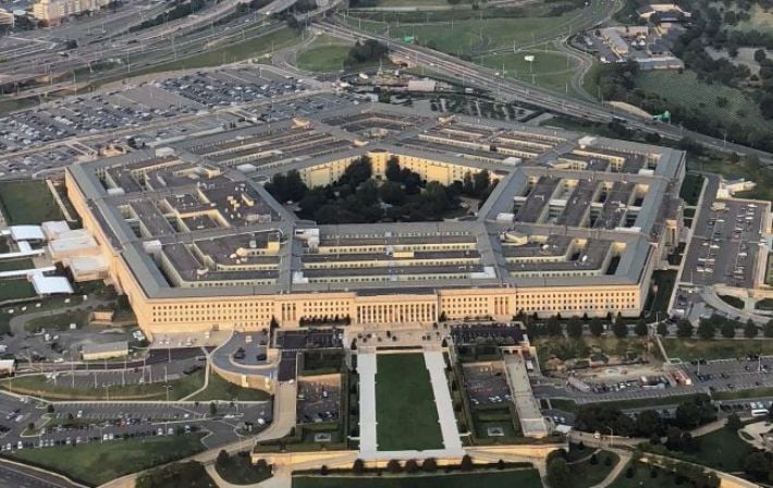 В США планируют мегадорогой парад по случаю Дня рождения Трампа