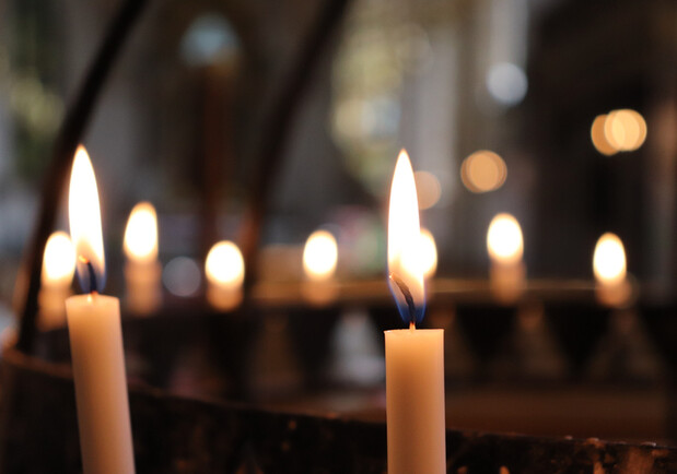 Що нести до церкви на панахиду: у ПЦУ пояснили традиції та правила -