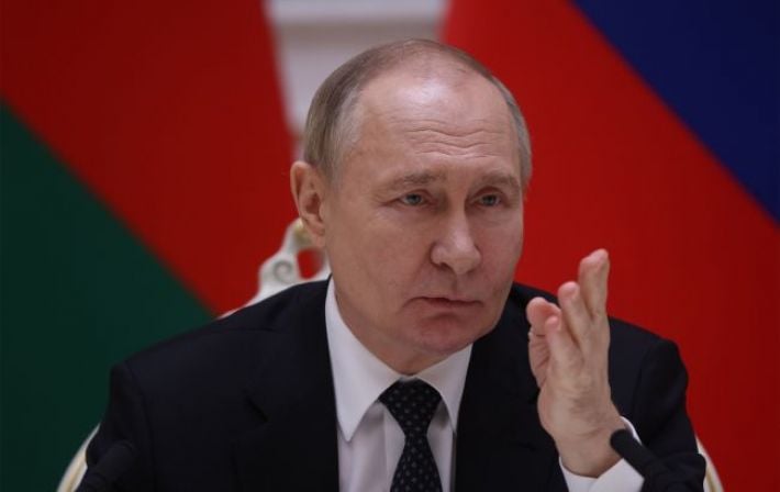 Опять перепишет историю? Путин возмутился и хочет "советской правды" в учебниках