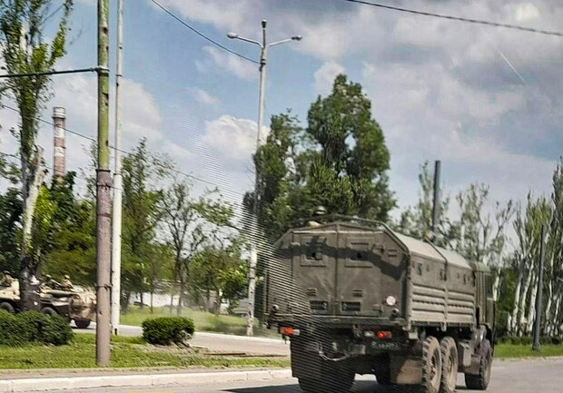 РФ перекидає живу силу із Запорізького напрямку до Росії. 