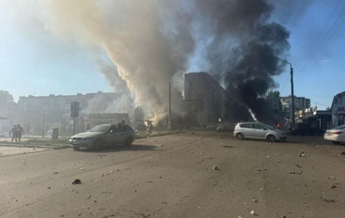 «ФАБ» попала в центр Доброполья: есть погибшие и десятки раненых