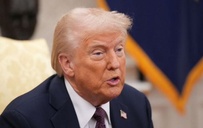 "Следи за языком": Трамп жёстко осадил Медведева за угрозы войной