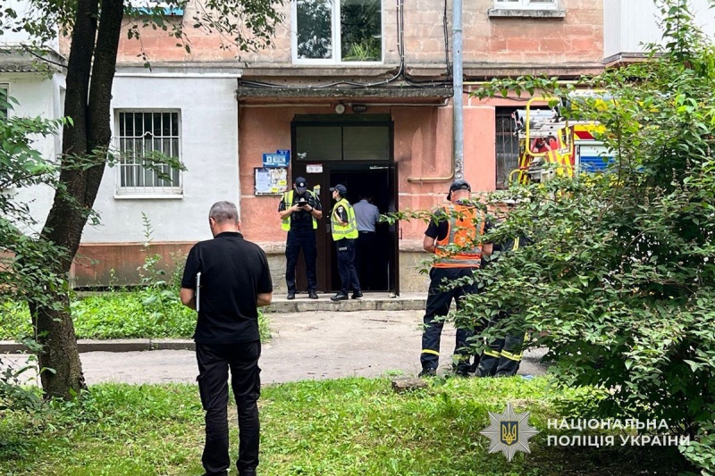 Сигнал про вибух на вулиці Володимира Винниченка надійшов на лінію екстрених служб близько 12:00.