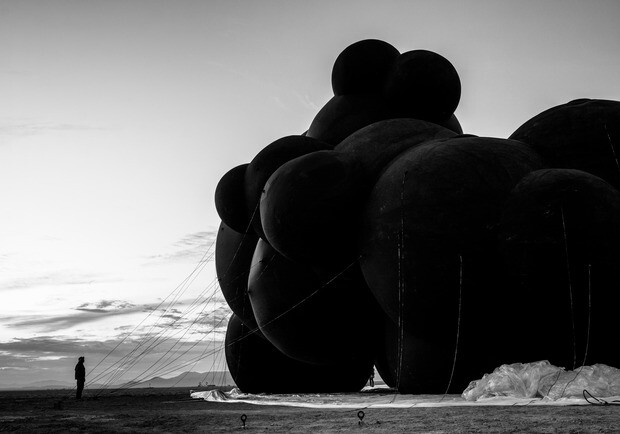 Українська "Чорна Хмаринка" на Burning Man зруйнована ураганом 