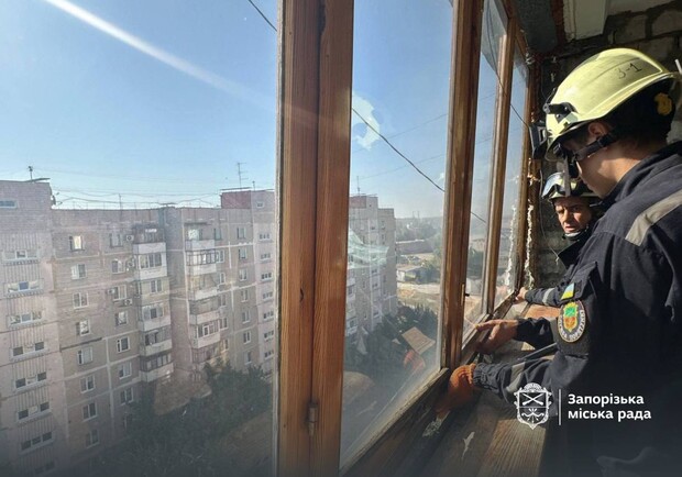 У Запоріжжі внаслідок ранкової атаки РФ пошкоджені багатоповерхівки та підприємство -
