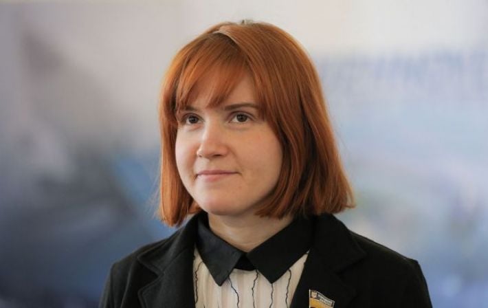 Безуглой могут запретить участие в заседаниях Рады из-за «асоциального поведения»