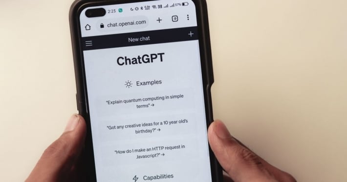 Мужчина попал в больницу с психозом из-за советов ChatGPT: что ему рекомендовал ИИ