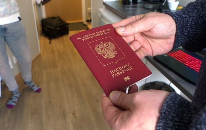 Германия возобновляет выдачу гуманитарных виз, но отменяет ускоренную процедуру для россиян и белорусов