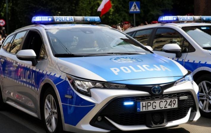 В Польше упал и взорвался неизвестный объект: на место прибыли военные и прокуратура