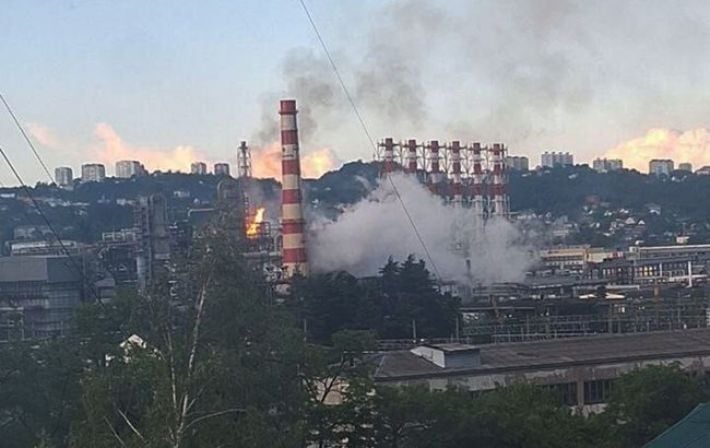 В России целый город оставили без воды ради тушения Новошахтинского НПЗ