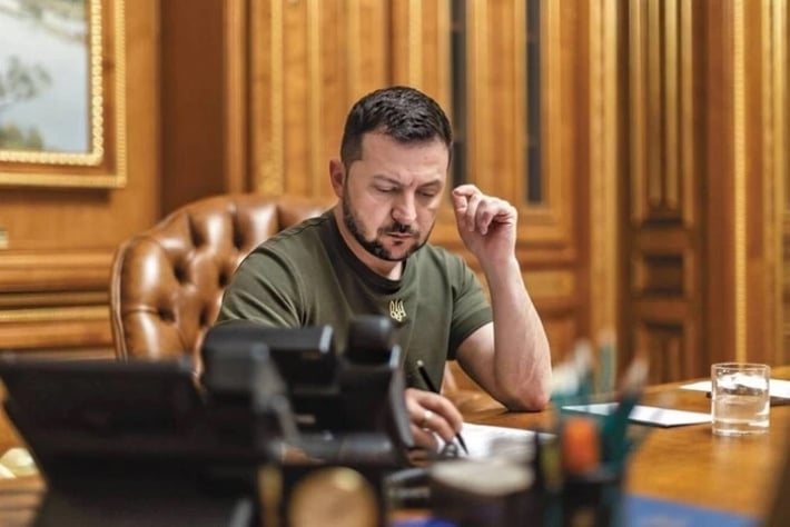 Зеленский подписал закон об отпусках для военных: новые правила