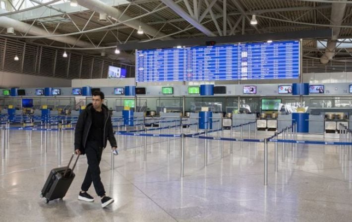 В посольстве РФ отреагировали на дроны в аэропортах Дании: что заявили