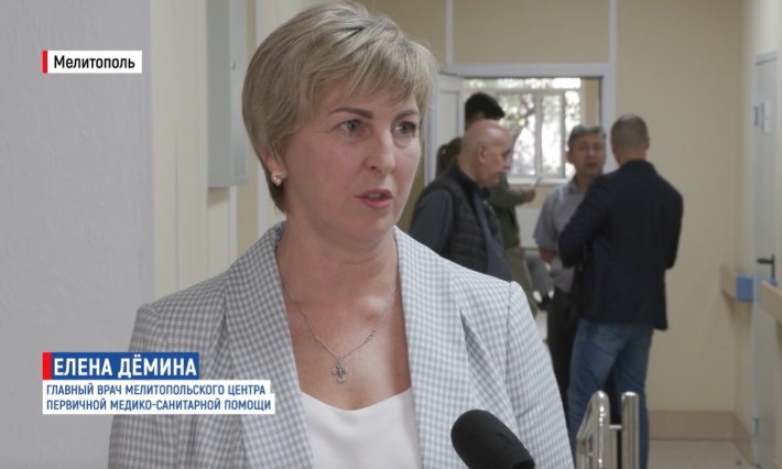«Очередь к врачу на полтора месяца и “круговая порука” у руководства»: жители Мелитополя жалуются на бардак в амбулатории на Новом Мелитополе