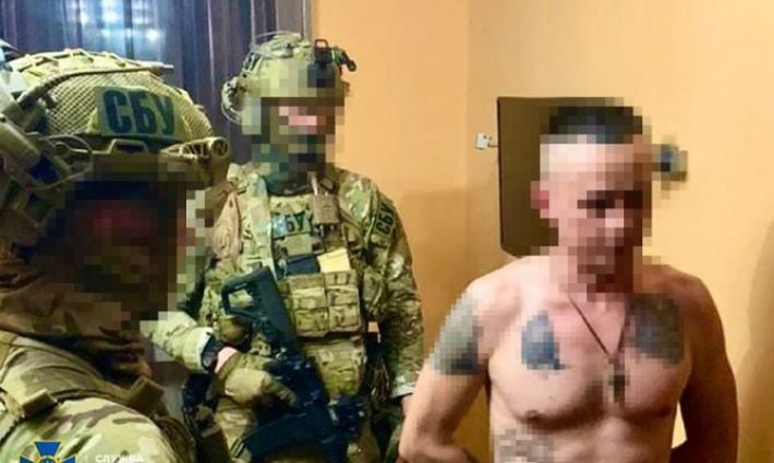Готовил теракт в центре города: в Запорожье СБУ задержала дезертира, завербованного Россией (фото)