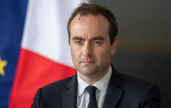 Лекорню объяснил, почему вернулся на должность премьера Франции, несмотря на нежелание