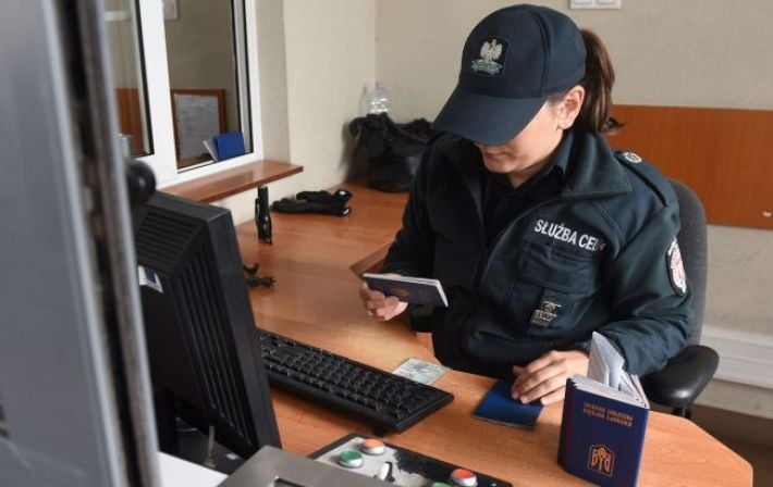 Мелитопольцам будет сложнее пересечь границу ЕС: заработала система EES
