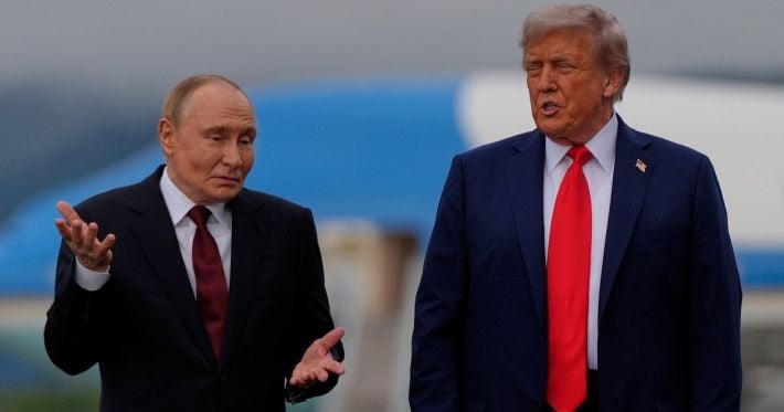«О Ярославе Мудром и Хмельницком»: Путин устроил Трампу историческую тираду на Аляске