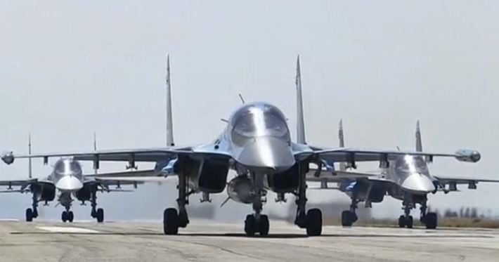 Россия возобновила полеты в Сирию: Кремль пытается удержать военные базы после смещения Асада