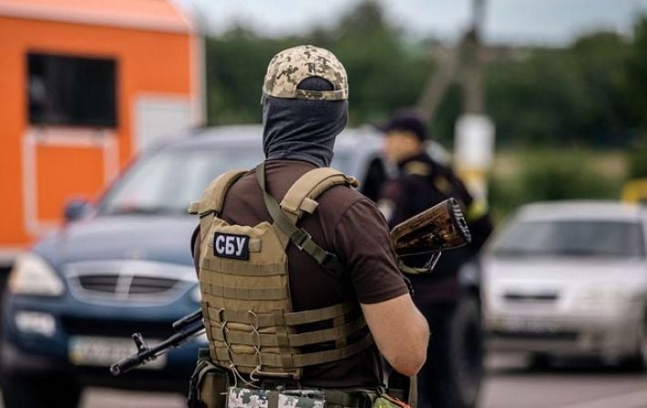 СБУ задержала агента ФСБ в Киеве: планировал поджечь Институт национальной памяти