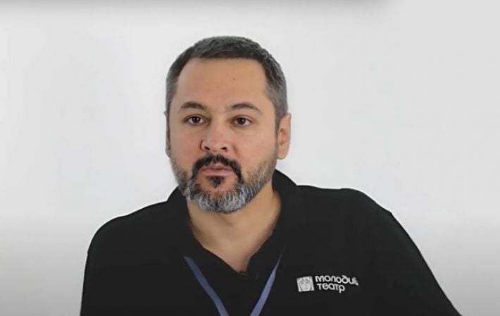 "Сексуальное насилие": экс-директору "Молодого театра" Билоусу сообщили о подозрении