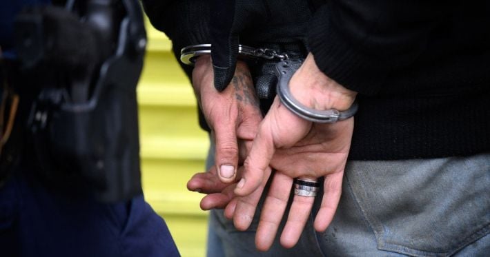 В Днепре мужчина убил подростка на детской площадке