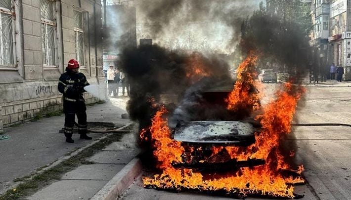 В оккупированном Бердянске начали массово гореть автомобили: уже 3 случая за месяц