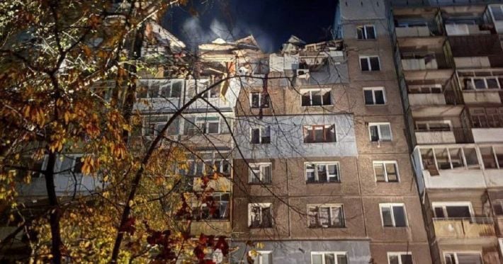 В оккупированном Алчевске прогремел взрыв в жилом доме: есть погибшие