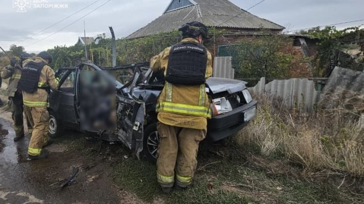 В Запорожской области супруги погибли в результате удара дроном по гражданскому автомобилю