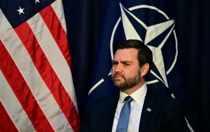 Вэнс: момент для мира настал, но Трамп не может заставить Украину и РФ завершить войну