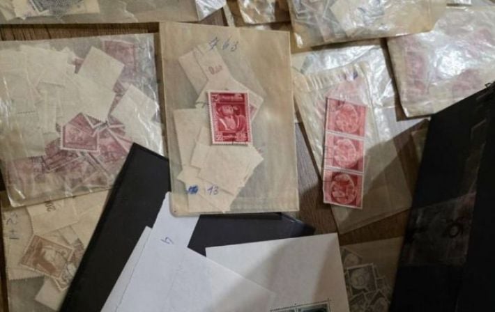 Контрабанда на миллион: На границе с Польшей изъяли более 14 тысяч марок с нацистской символикой