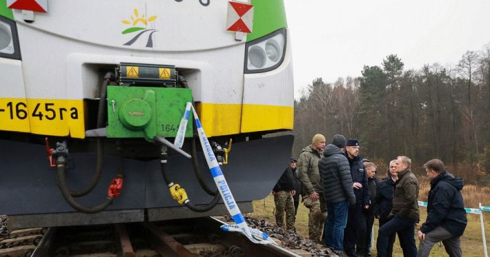 Новый фигурант дела о диверсиях на железной дороге Польши: прокуратура указала на еще одного украинца