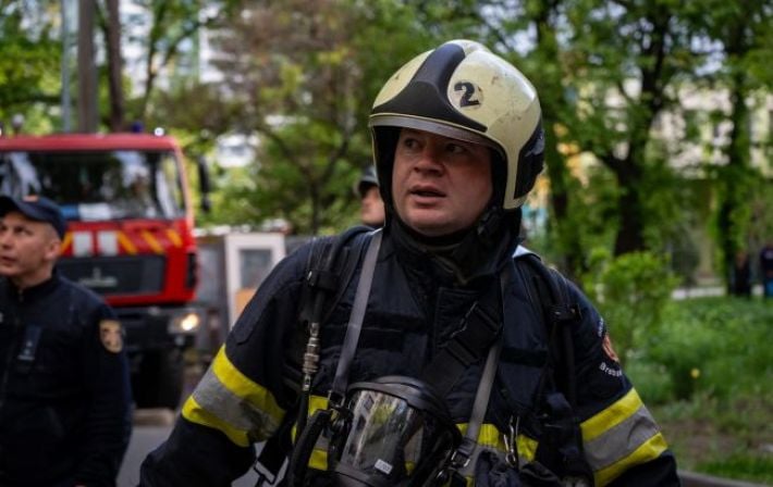 Разрушена многоэтажка и есть пострадавшие: россияне нанесли комбинированный удар по Тернополю