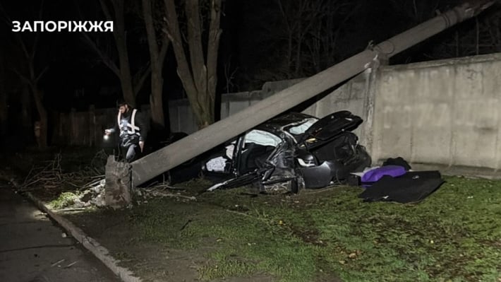 В Запорожье погибли две девушки в ДТП: водителю сообщено о подозрении
