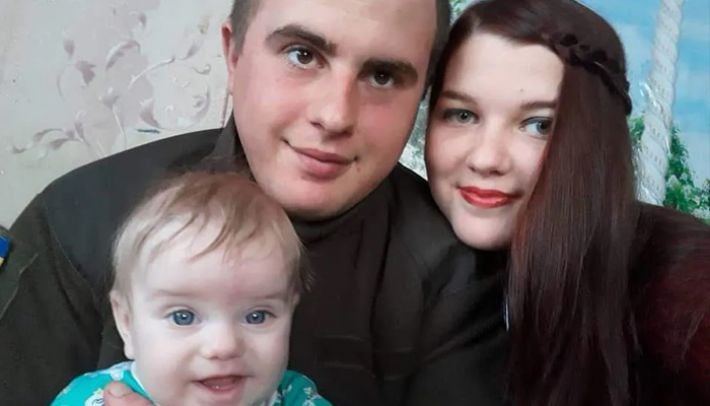 «У него выбиты зубы, переломаны ребра, дырка в спине»: как Алина Михальчук из Бердянска ждет мужа из плена уже 4 года